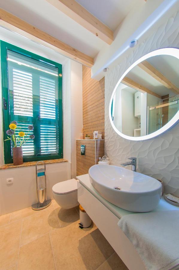 Bazzar Apartments Trogir Exteriör bild